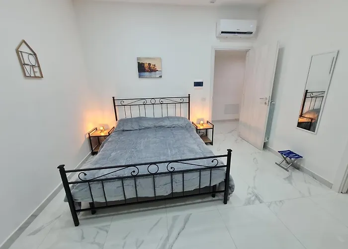 Lumacors House 4*