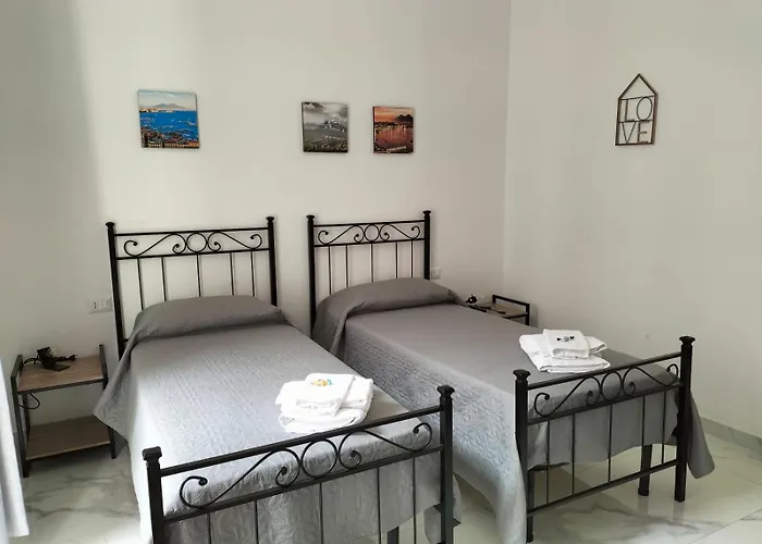 Lumacors House לינה וארוחת בוקר