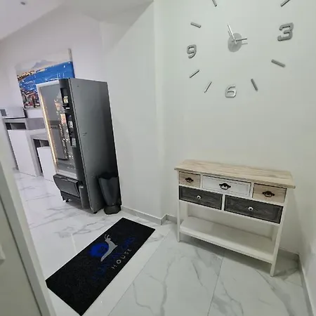Lumacors House Alojamento de Acomodação e Pequeno-almoço *