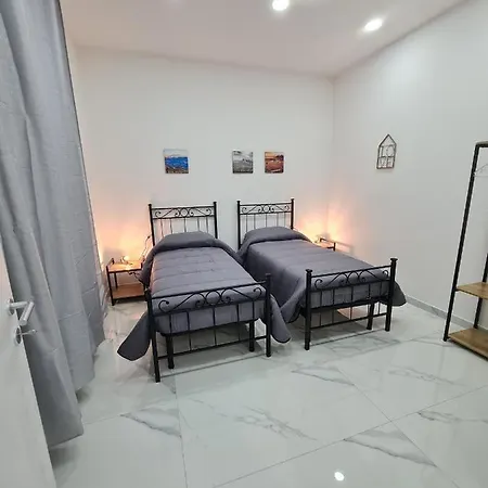 Lumacors House * Neapel