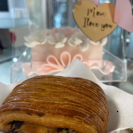 Bed & Breakfast Lumacors House 4*