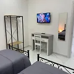 Lumacors House 3* נאפולי