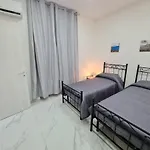 Lumacors House