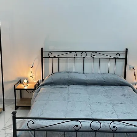 Bed & Breakfast Lumacors House Napoli