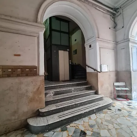 Lumacors House לינה וארוחת בוקר